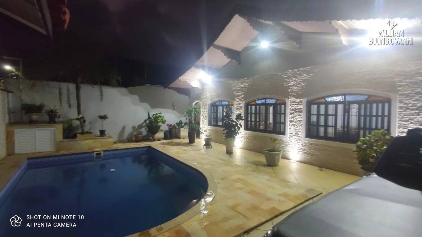 Imagem Casa Isolada à Venda em Flórida, Praia Grande - SP