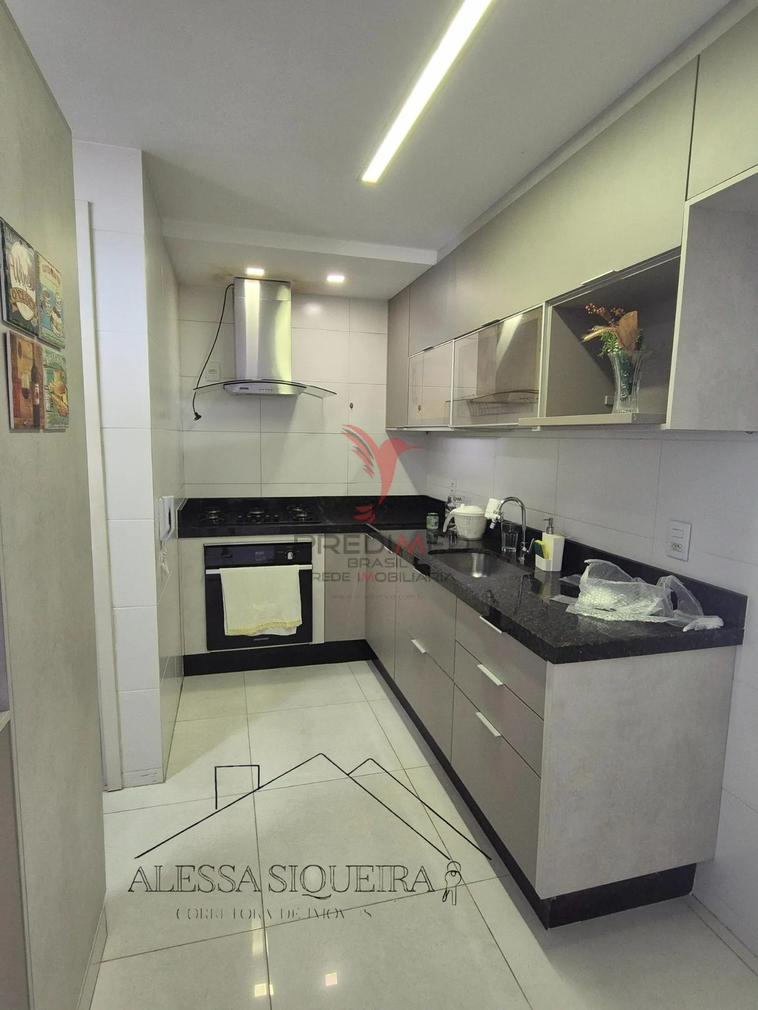 Imagem Apartamento andar alto , vista mar, varanda , 2 Vagas de Garagem, Brisamar . João Pessoa