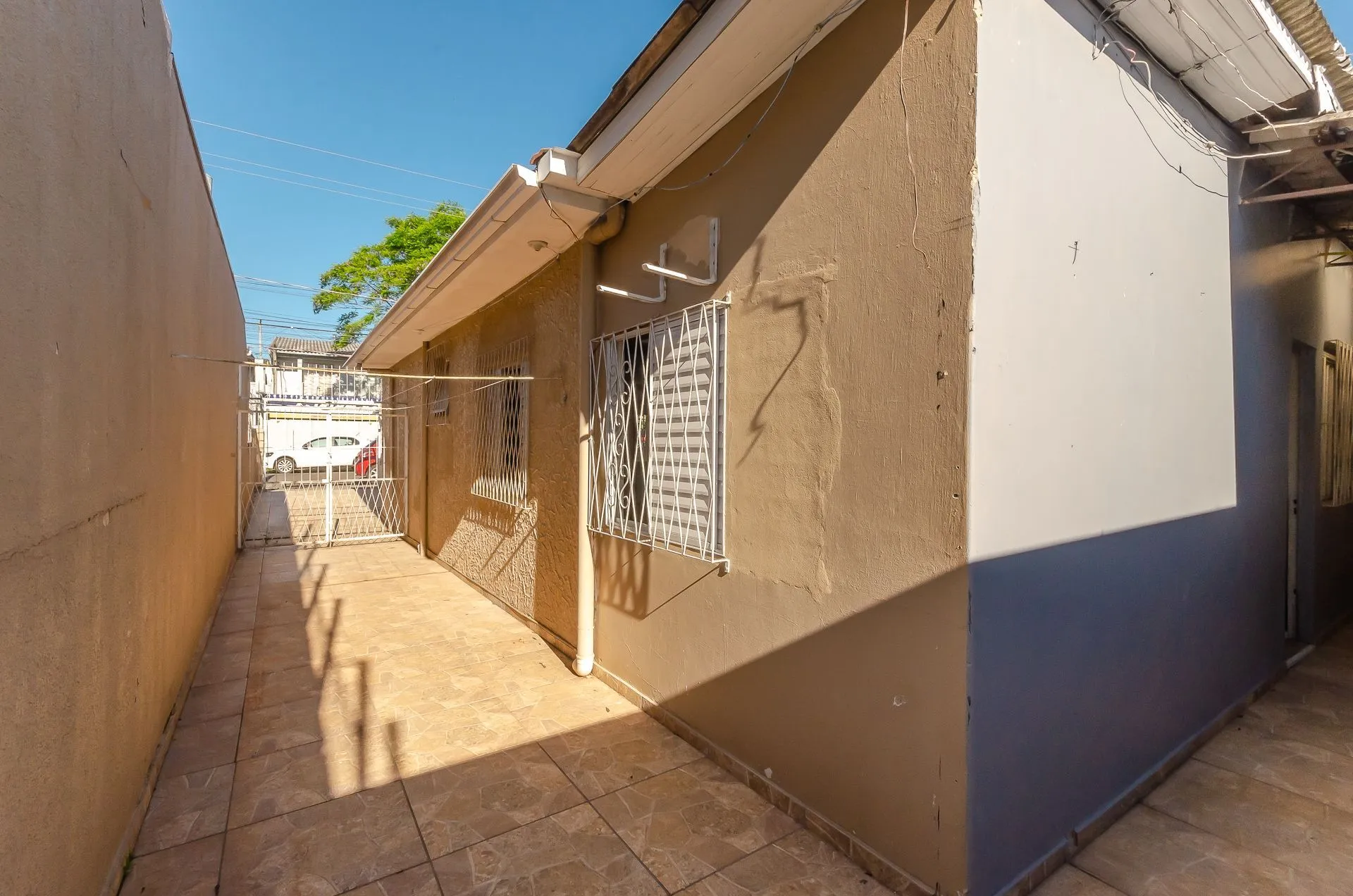 Imagem Casa a venda no bairro São José com 3 dormitórios e amplo pátio