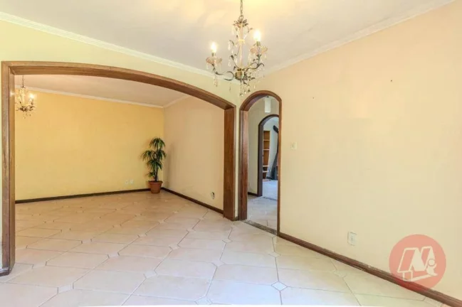 Imagem Casa com 5 dormitórios para alugar, 270 m² por R$ 7.222,00/mês - Partenon - Porto Alegre/RS