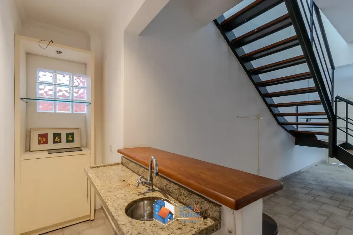Imagem Casa para venda em Brooklin Paulista com 3 quartos, sendo 2 suítes, 260m²