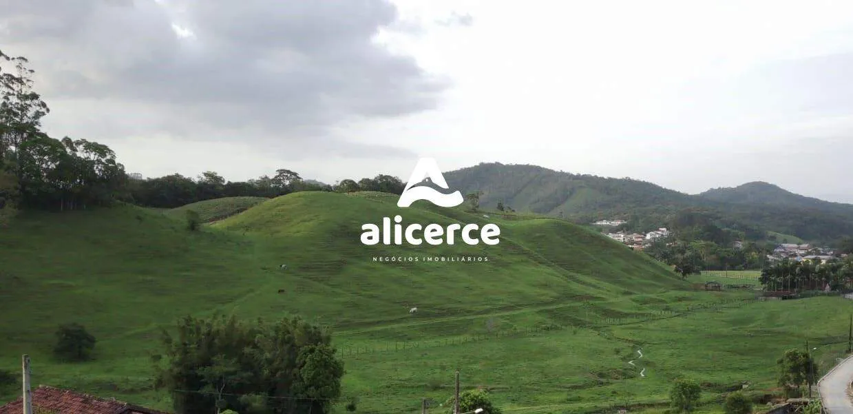 Imagem Terreno à venda com , 2.362,9m² em Boa Parada São Pedro de Alcântara