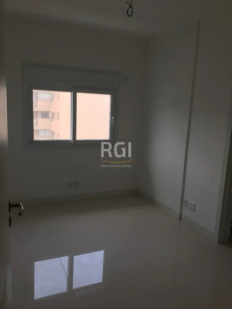 Imagem Apartamento para Venda - 123.48m², 3 dormitórios, sendo 2 suites, 2 vagas - Centro