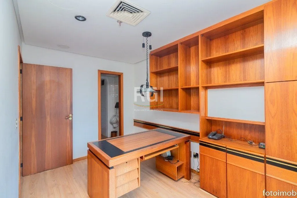 Imagem Conjunto/Sala para Venda - 55m², 2 dormitórios, 1 vaga - Centro Histórico
