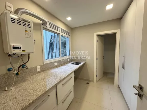 Imagem APARTAMENTO 4 SUITES, 3 VAGAS - FRENTE MAR - LOCAÇÃO - PRAIA BRAVA - ITAJAI/SC