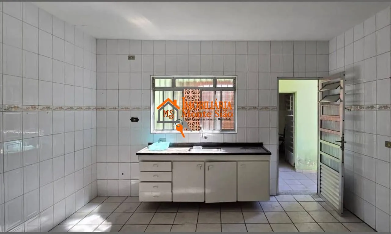 Imagem Sobrado com 2 dormitórios à venda, 242 m² por R$ 750.000,00 - Jardim Vila Galvão - Guarulhos/SP