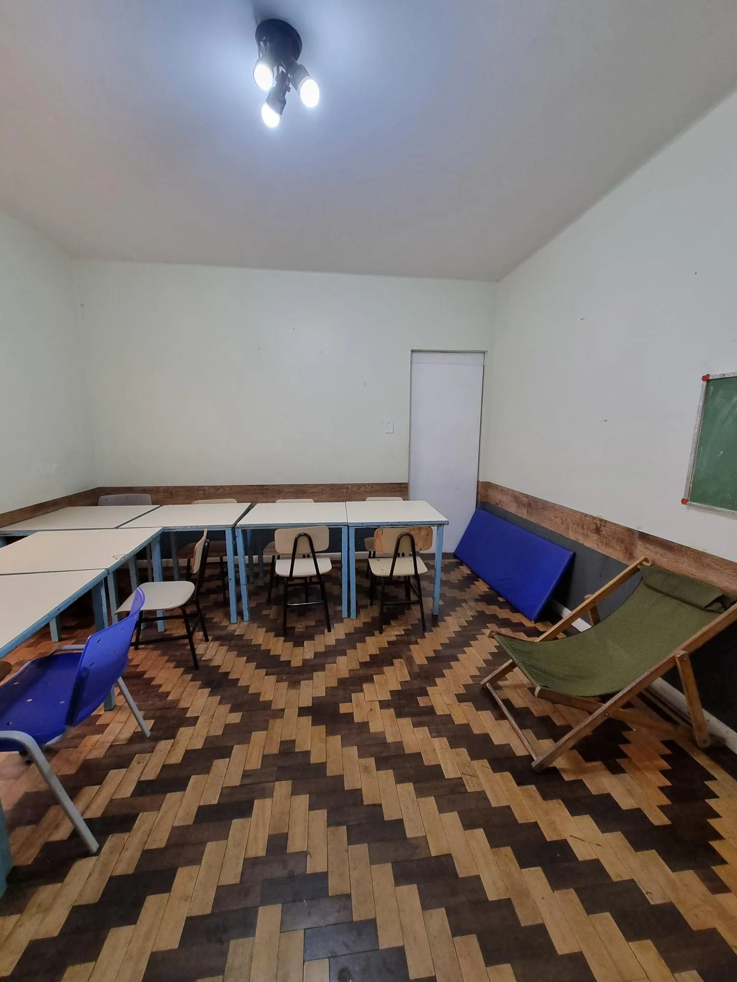 Imagem Casa Comercial em Menino Deus