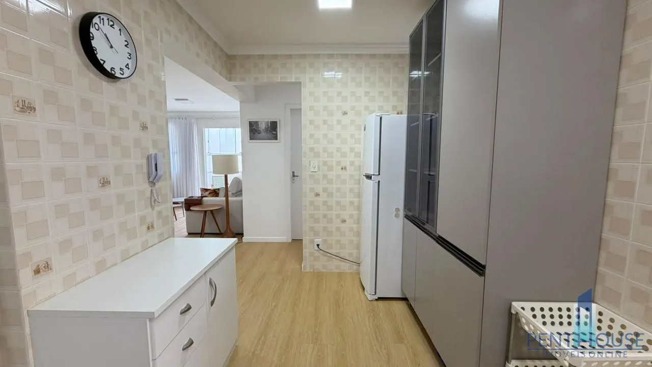 Imagem Apartamento Zona Central para Venda em Balneário Camboriú, CENTRO, 3 dormitórios, 1 suíte, 3 banheiros, 1 vaga