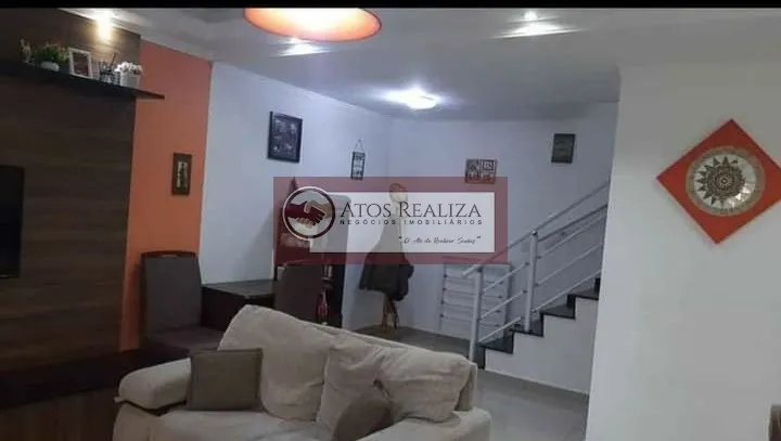 Imagem vendo OPORTUNIDADE no jardim Palmares na Região de campo grande, Sobrado de 3 dormitórios, 1 Suíte com Varanda, 3 Vagas com cobertura de vidros, por Apenas R$ 680 mil, valor de oportunidade.