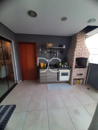 Imagem Condomínio Horto Florestal II - Venda Casa Térrea AC 130m² | AT 152 m² | 3 Dorm | 1 Suíte | 2 Ban | 2 Vagas | Piscina