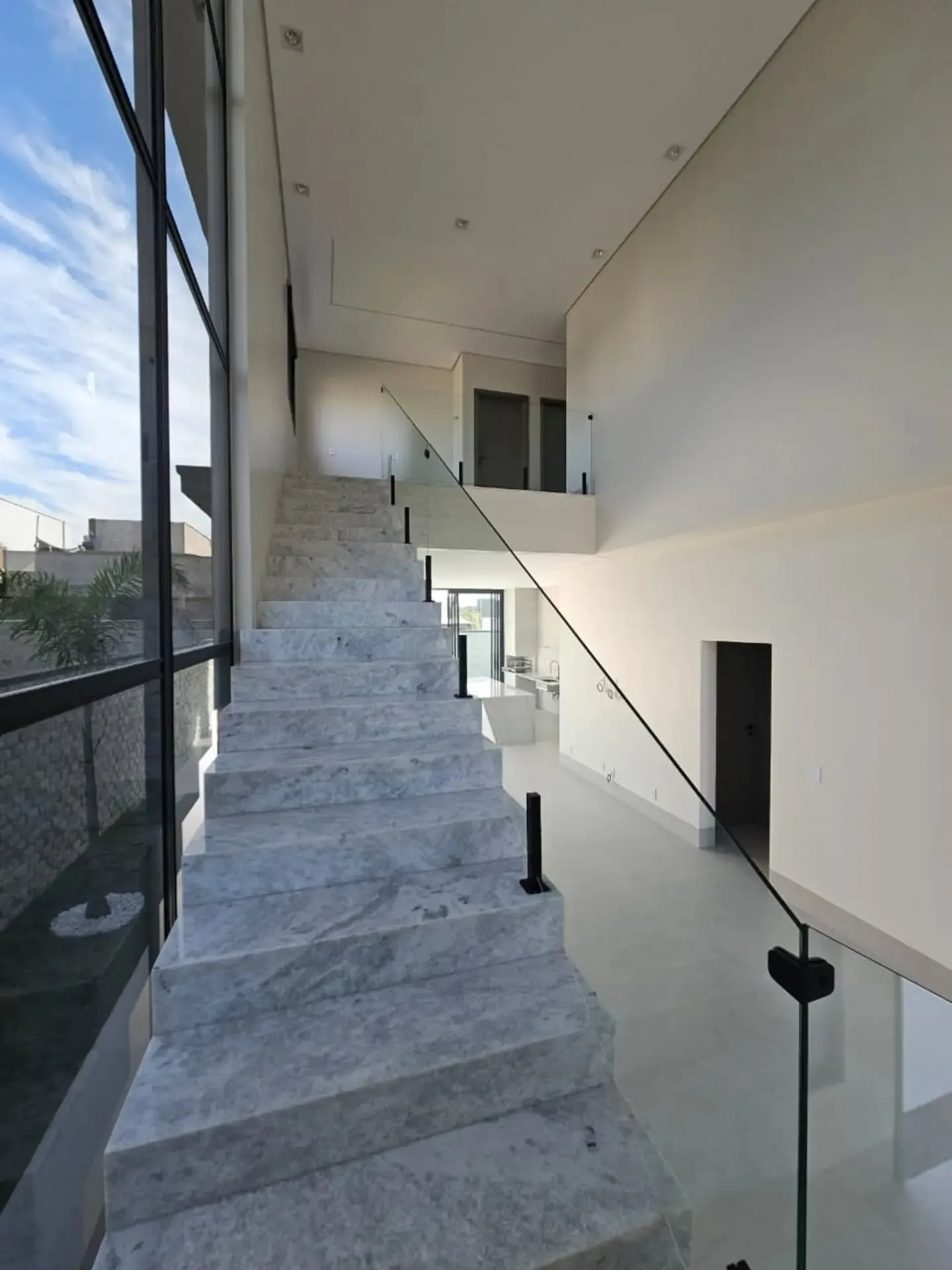 Imagem Sobrado 4 Suites 238 M/2 De Area Const No Parqville Jacaranda