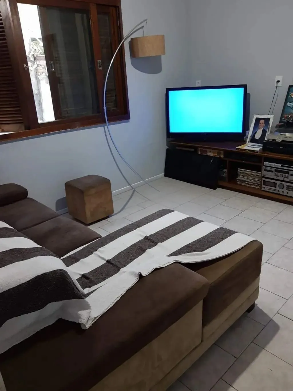 Imagem Casa com 2 dormitórios e 150m², no Bairro Jardim Sabará