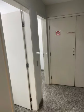 Imagem Conjunto comercial com 438m² próximo a Av. Paulista.