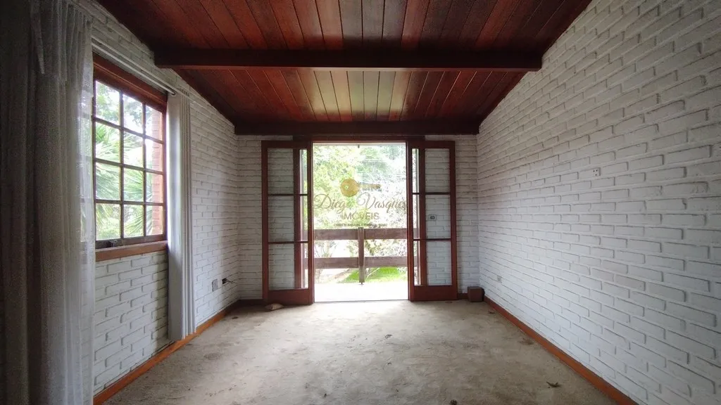 Imagem Casa para Venda em Teresópolis / RJ no bairro Albuquerque