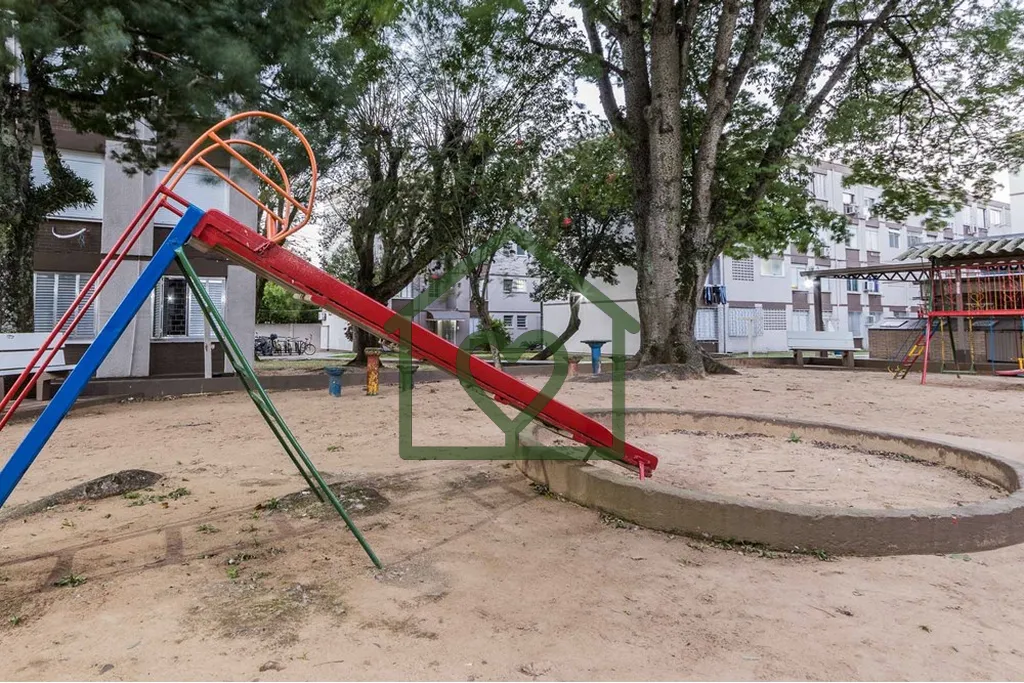 Imagem Descubra seu novo lar no coração de Jardim Itu, Porto Alegre, neste apartamento encantador e em Ó...