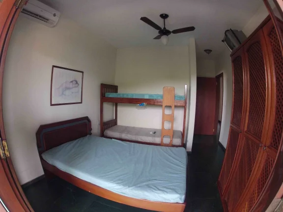 Imagem Casa com piscina na praia Grande para 20 pessoas a 1 quarteirão da praia oportunidade