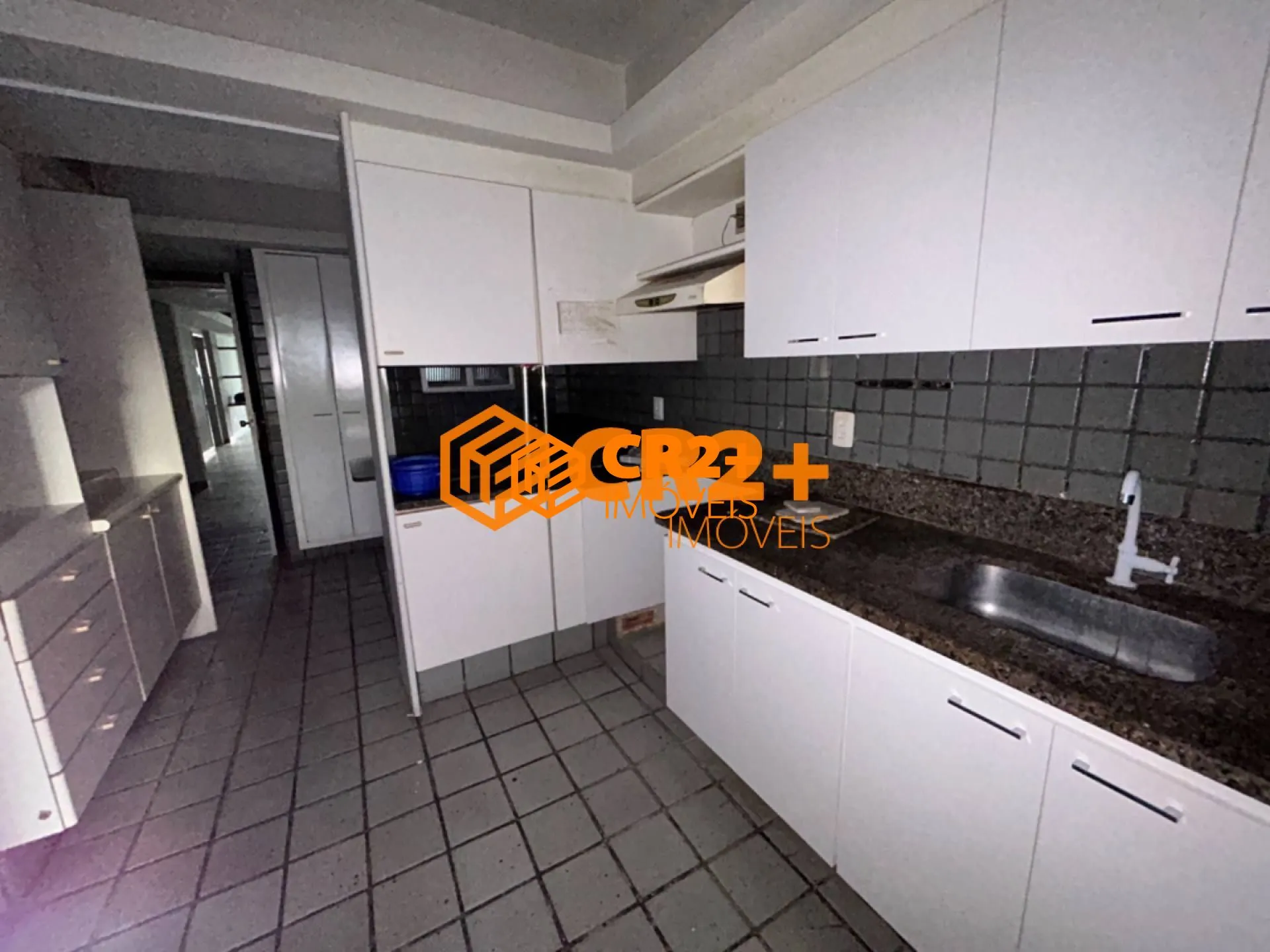 Imagem Apartamento para alugar com 04 quartos 02 suítes na AV. Boa Viagem-189m² em Reci