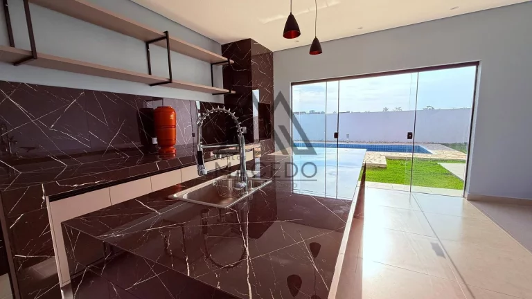 Imagem Casa mobiliada no Ninho Verde 1 - Nova, nunca habitada