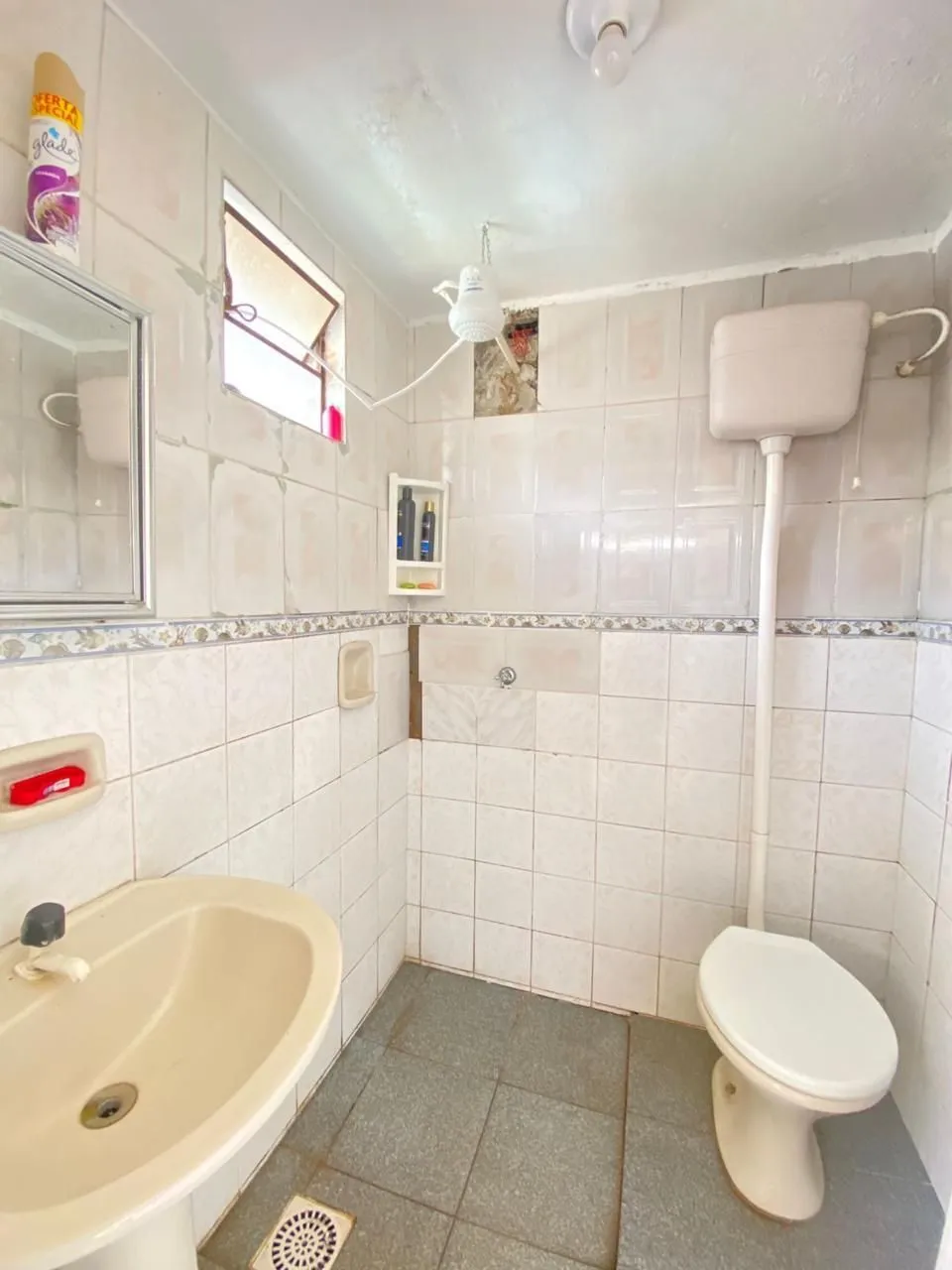 Imagem Casa 4 dormitórios I vaga 8 carros I Bairro Camaquã