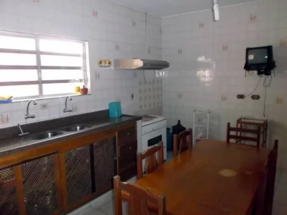 Imagem casa lado praia- tres dormitorios