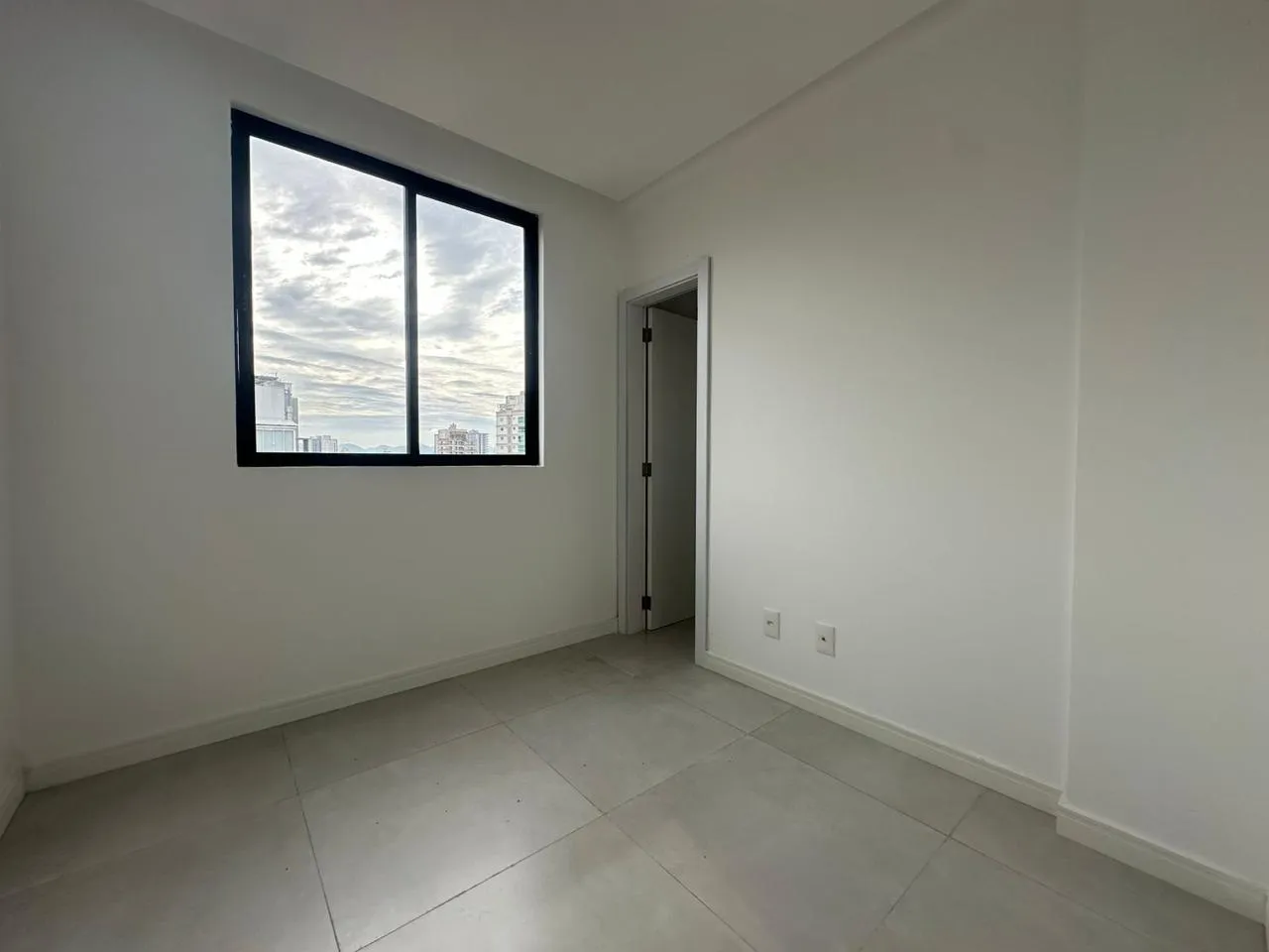Imagem Apartamento à venda com 85.8m2 por R$ 1.100.000,00