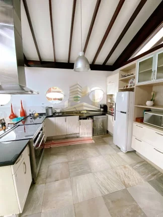 Imagem Casa ampla “pé na areia”