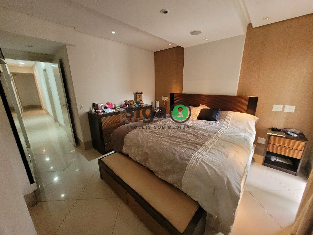 Imagem APARTAMENTO 209M², EM MOEMA, FORA DA ROTA DOS AVIÕES