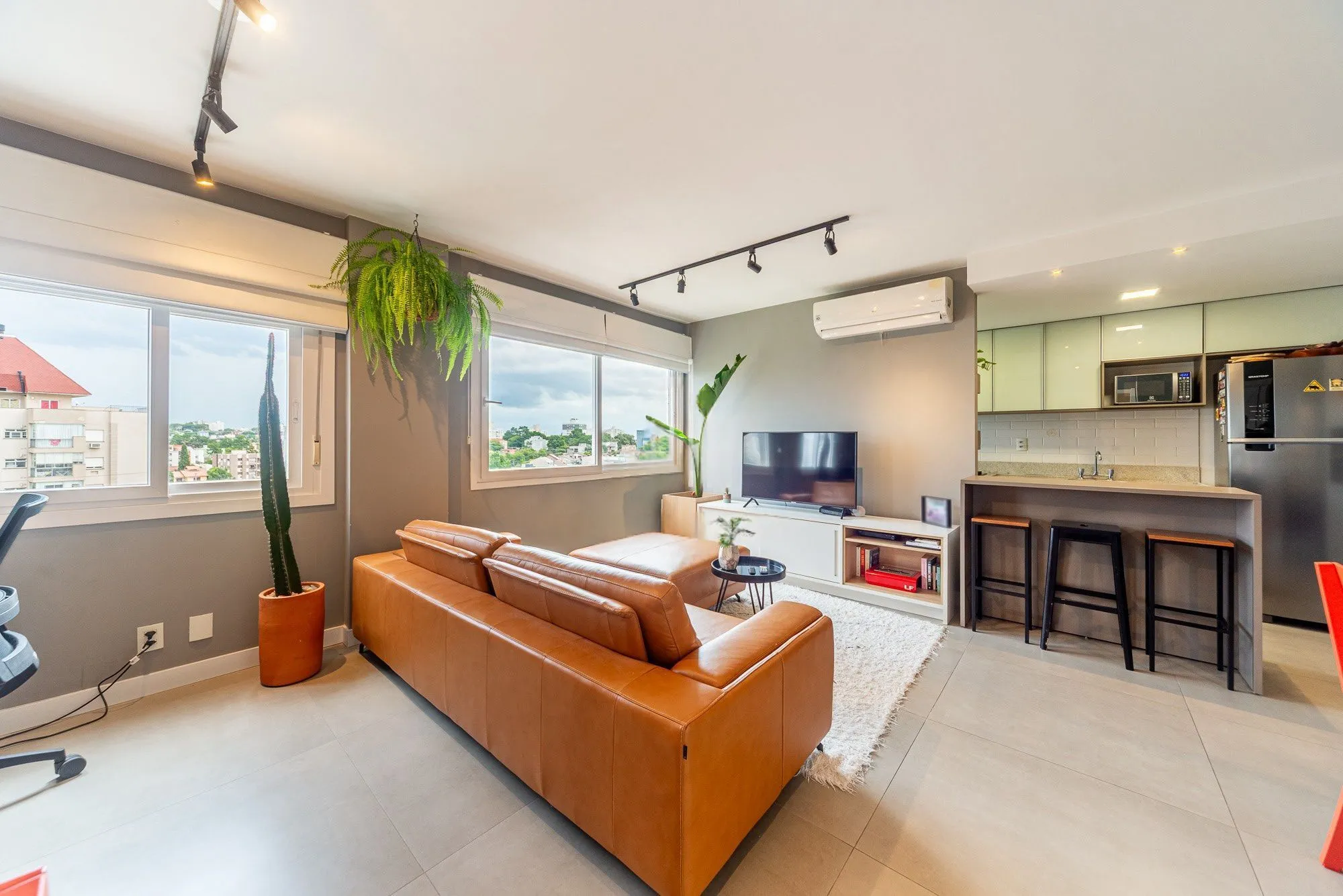 Imagem Apartamento mobiliado 60m² | 1 dormitório | Andar alto | Vista livre | 1 vaga