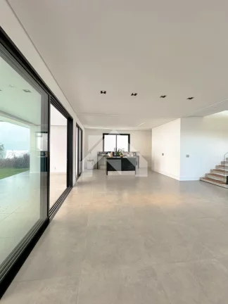 Imagem Casa de Condomínio em Alphaville - Santana de Parnaíba