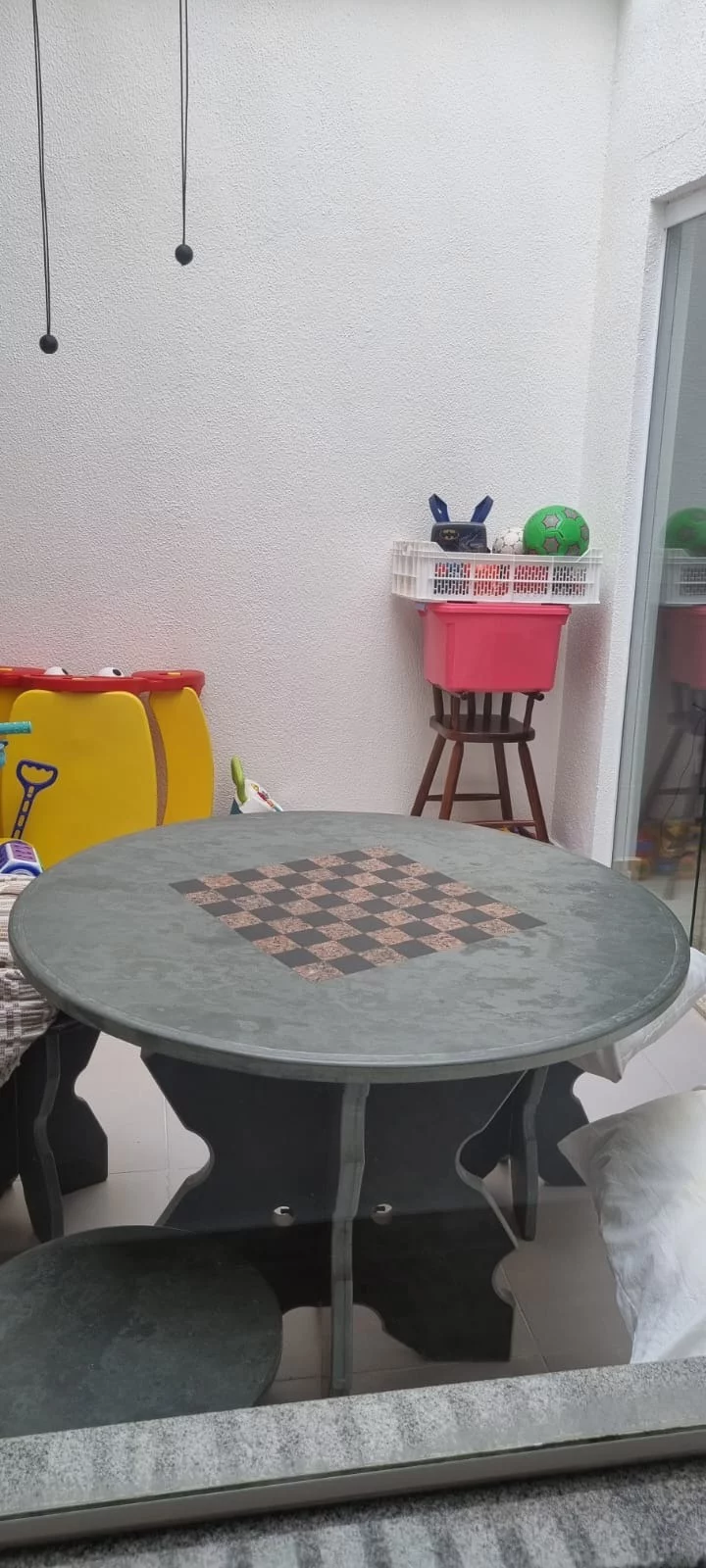 Linda casa à venda com piscina, 3 quartos, 1 suíte, 3 vagas em Peruíbe, SP