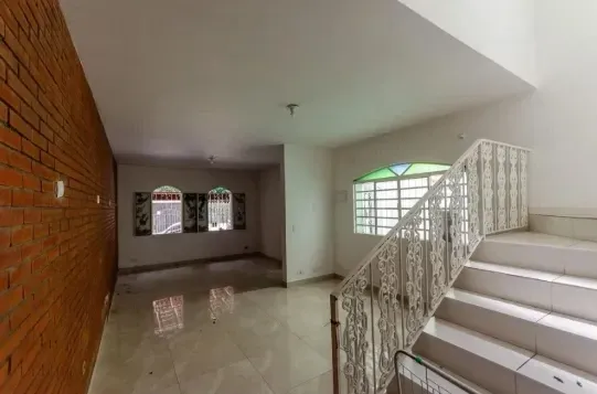 Foto do imóvel Casa com 3 Quartos para Alugar, 300 m² em Conjunto Residencial Vista Verde - São Paulo