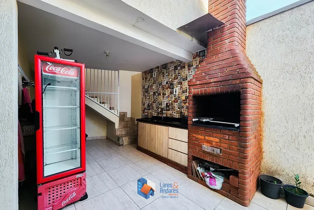 Imagem Casa à venda 5 Quartos 1 Suite 2 Vagas 245M² Jardim Santa Cruz (Sacomã) São Paulo - SP