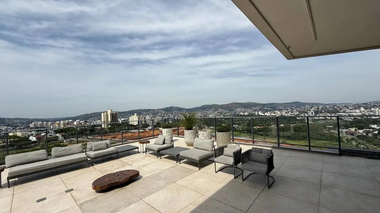 Imagem Apartamento mobiliado de 3 dormitórios com suíte e 2 vagas no Petrópolis