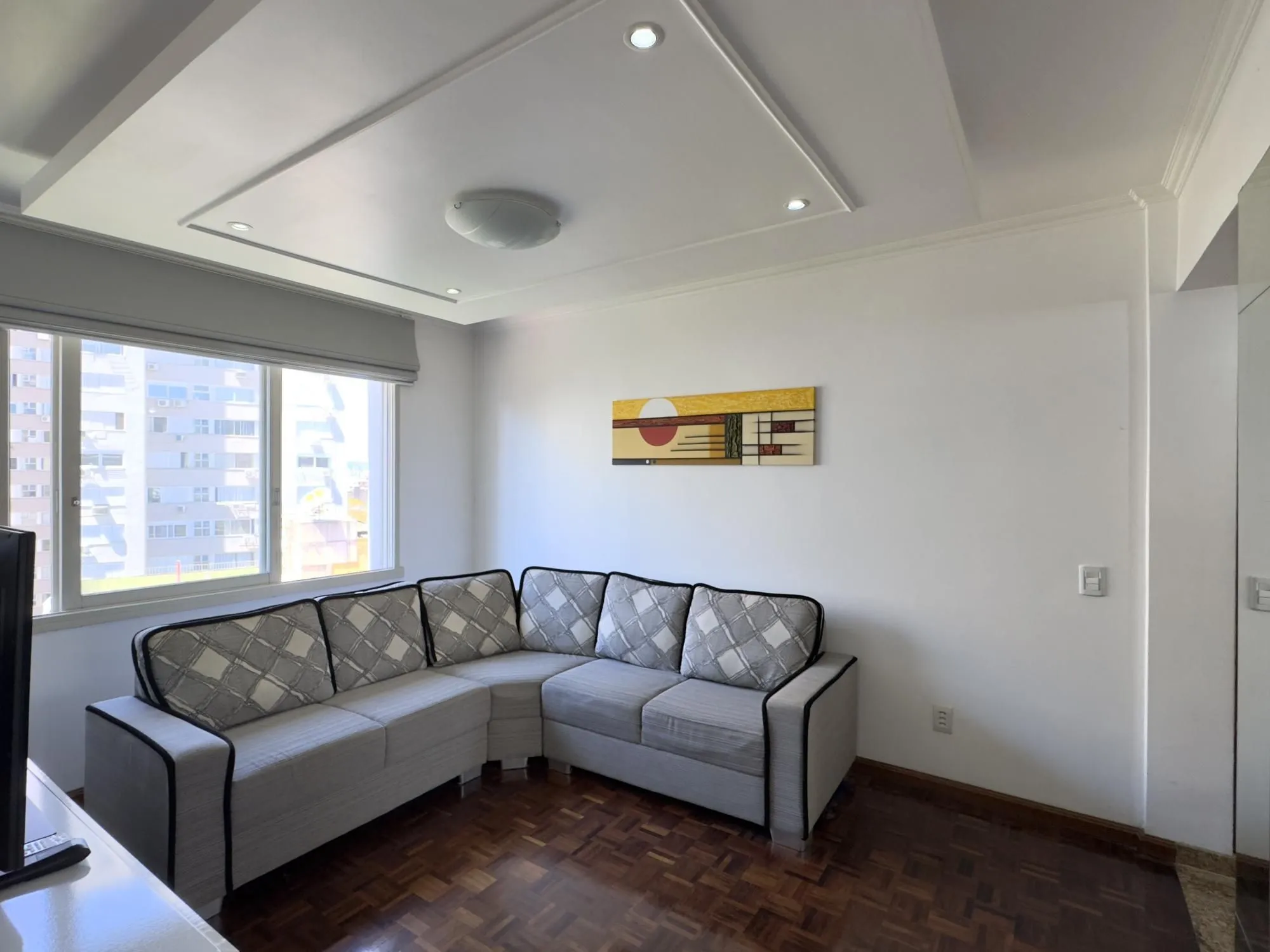Imagem Apartamento mobiliado de 71m², com 2 dormitórios, sendo 1 suíte e vaga no Centro