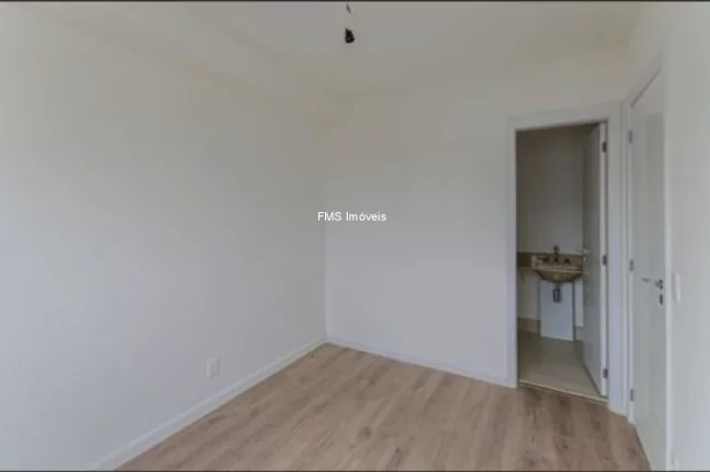 Imagem Apartamento à venda na Vila Mariana, com 2 quartos, 1 suíte, 1 banheiro, 1 vaga .