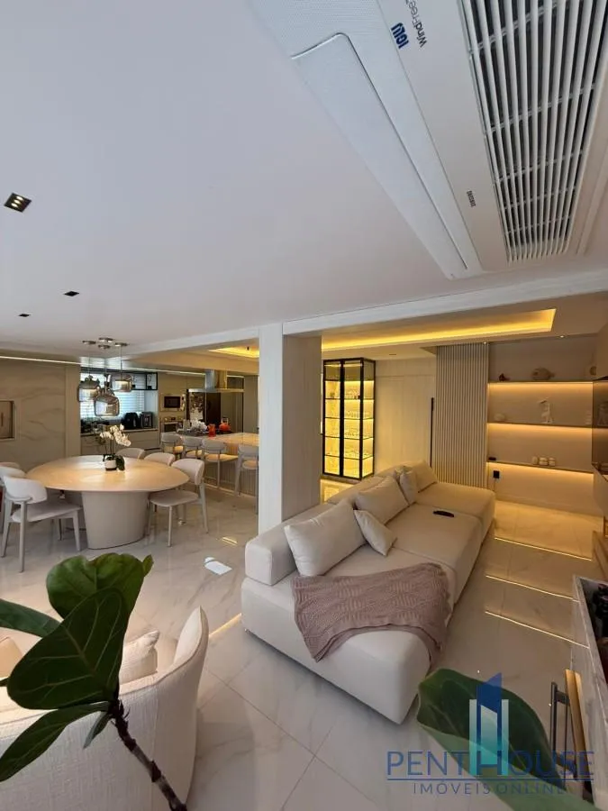 Imagem Apartamento Zona Central para Venda em Balneário Camboriú, CENTRO, 2 dormitórios, 1 suíte, 2 banheiros, 1 vaga