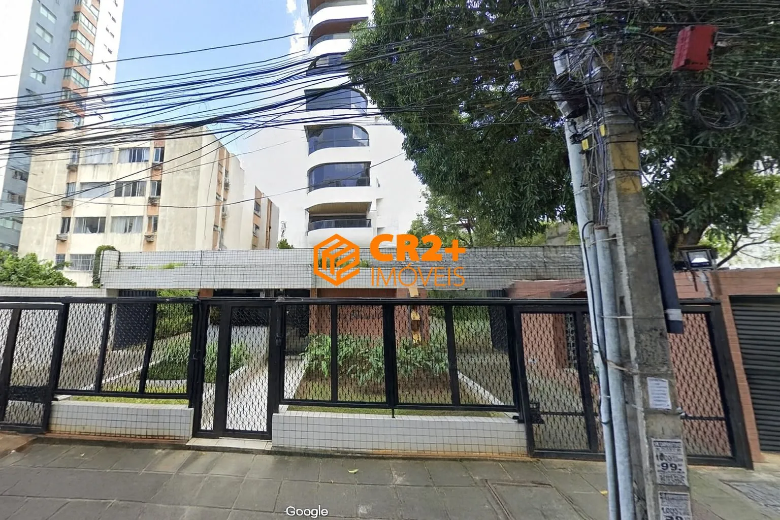 Foto do imóvel Vendo apartamento de 242 m2 na zona norte com 4 quartos e 3 vagas cobertas em Rua Samuel Farias, 104 - Santana, Recife - PE