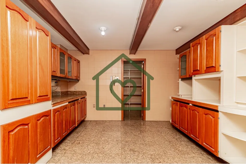 Imagem Apartamento de 330m2 privativos em localização privilegiada no bairro Rio Branco, a apenas duas qu...