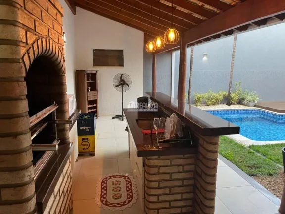 Imagem Casa com 3 suítes à Venda no Jardim do Lago, Uberaba