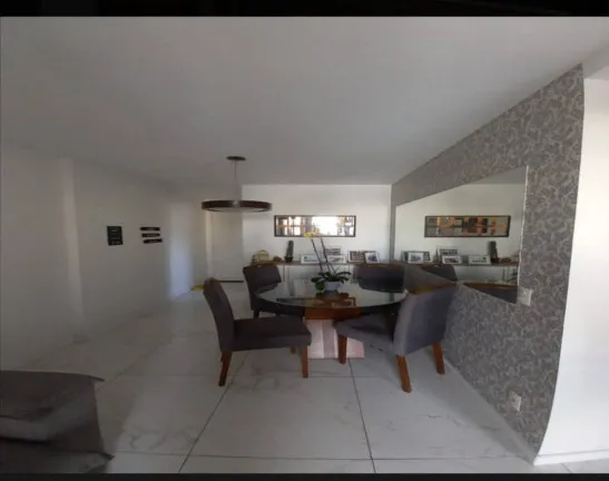 Foto do imóvel Apartamento com 3 Quartos à Venda, 75 m² em Centro - Niterói