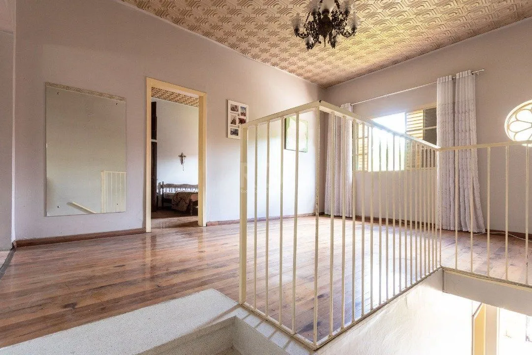 Imagem Casa para Venda - 118m², 2 dormitórios, 2 vagas - Medianeira
