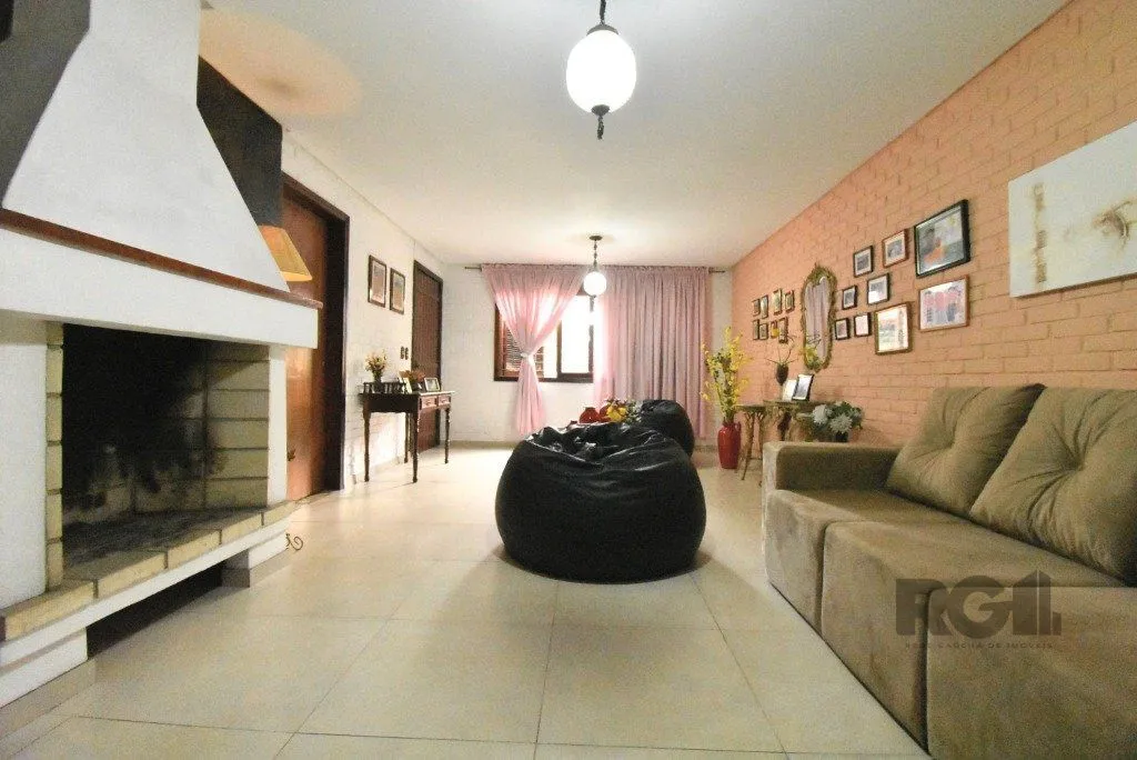 Imagem CASA - 5 dorms. - 3 vagas - 290 m² - MENINO DEUS