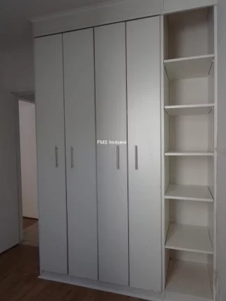 Imagem Apartamento à venda na Vila Andrade com 2 quartos, 2 salas, 1 banheiro, 1 vaga.