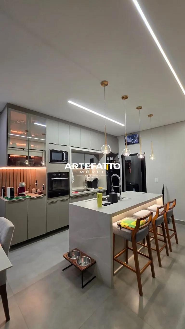 Imagem Casa à venda em Franca, Jardim Santa Lúcia, com 3 quartos, 180m2