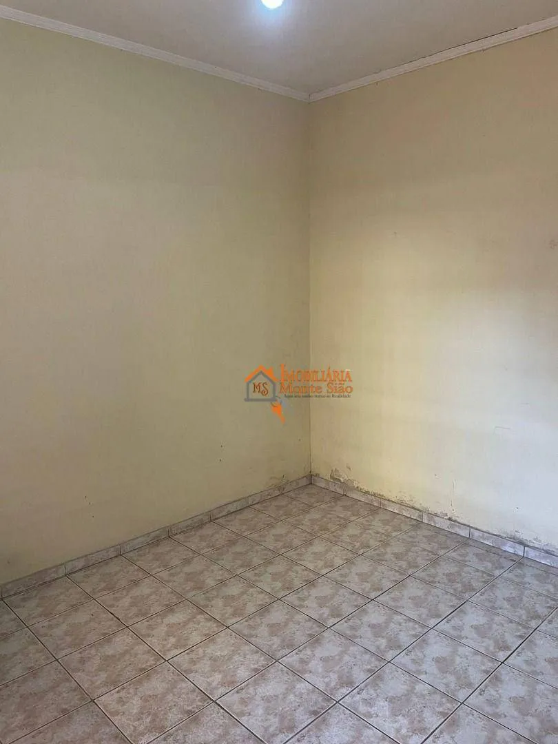 Imagem Casa com 3 dormitórios à venda, 200 m² por R$ 405.000,00 - Jardim Divinolândia - Guarulhos/SP