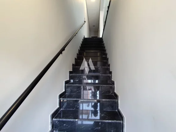 Imagem Casa sobreposta alta à venda com 4 suítes e piscina no bairro do Boqueirão em Santos/SP
