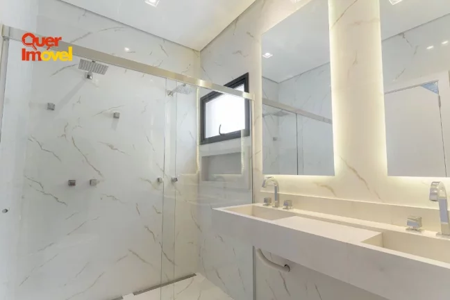 Imagem Imóvel de alto padrão no Condomínio Alphaville 1 em Ribeirão Preto-SP 3 suítes, 2 salas, 5 banheiros e 4 vagas 279,00 m² Quer Imóvel Negócios Imobiliários