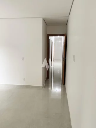 Imagem Casa Sobreposta Baixa 3 quartos e suítes, 2 vagas - Embaré / Santos
