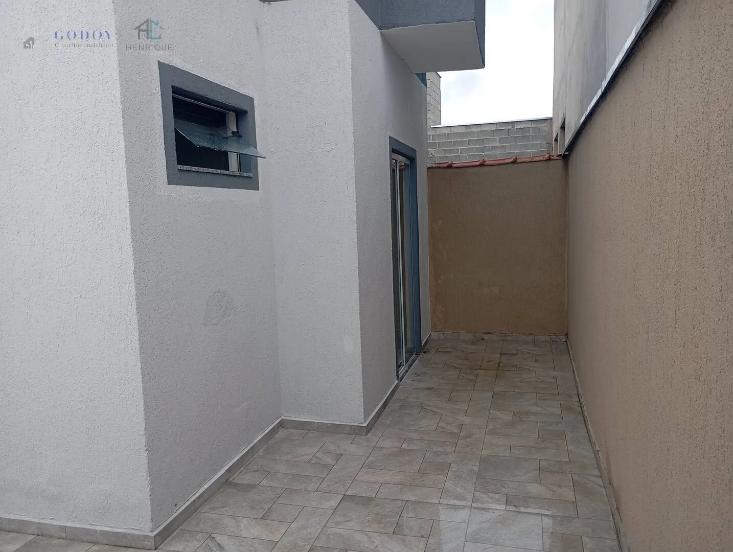 Imagem Qualidade de Vida: Casa com 3 Quartos e Espaço para Lazer