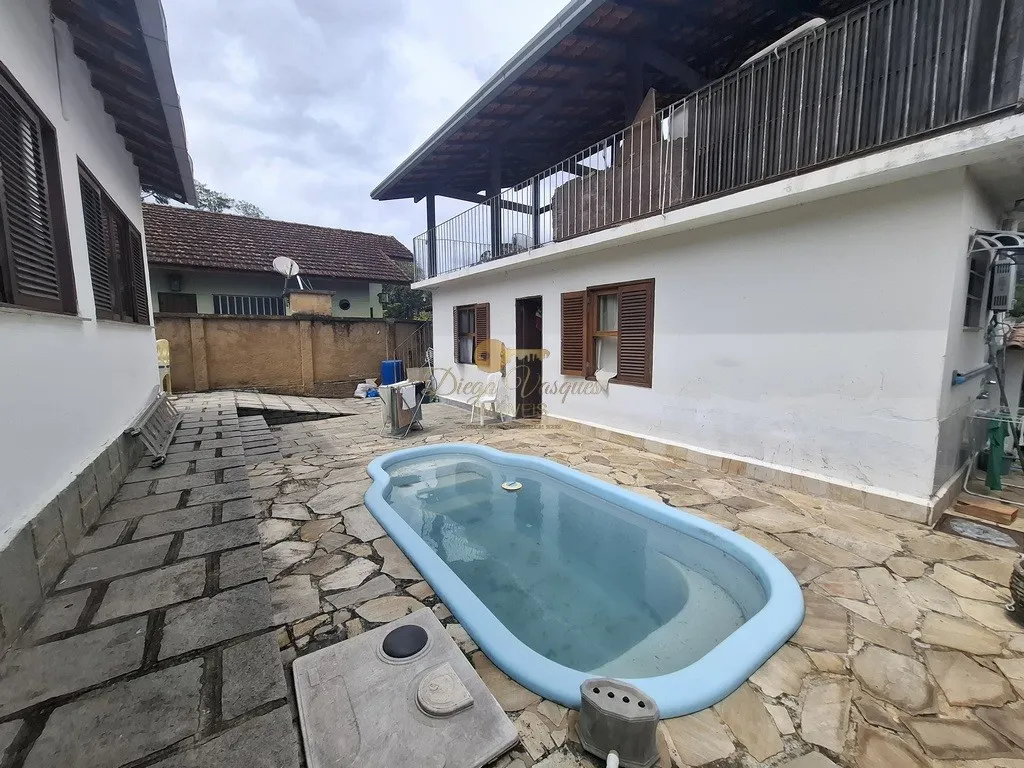 Imagem Casa para Venda em Teresópolis / RJ no bairro Jardim Cascata